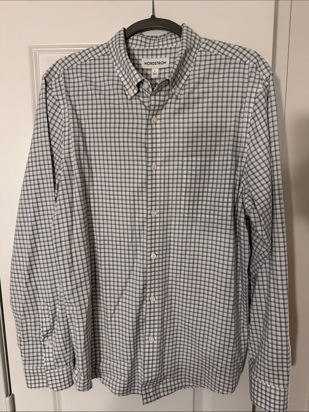 Nordstrom Men's White and Blue/Gray Checked Button-Down Shirt - Size L